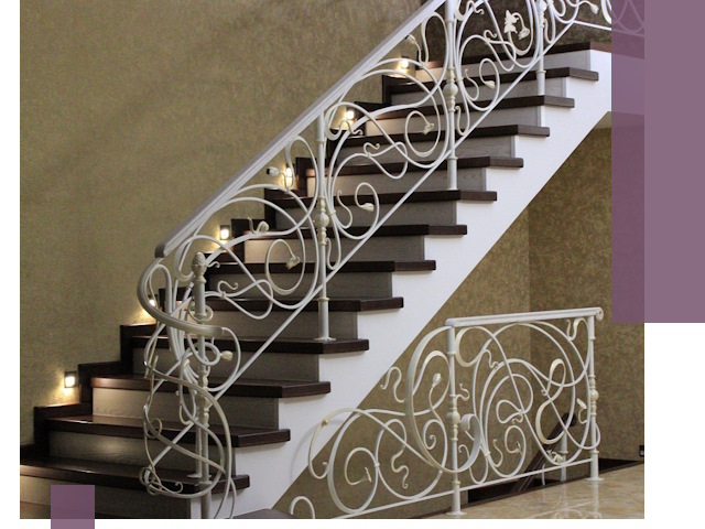 Кованые лестницы под ключ в Мичуринске — изготовление и монтаж