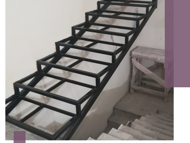 Демонтаж лестниц на металлокаркасе в Мичуринске: быстрый вывоз и разбор