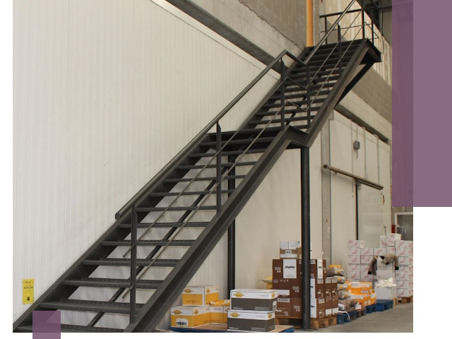 Лестницы для производства в Мичуринске — изготовление и монтаж