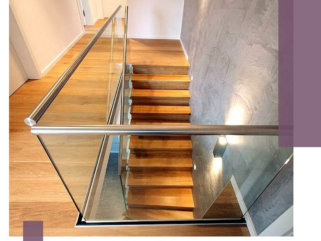 Перила для лестницы в доме — изготовление и монтаж в Мичуринске